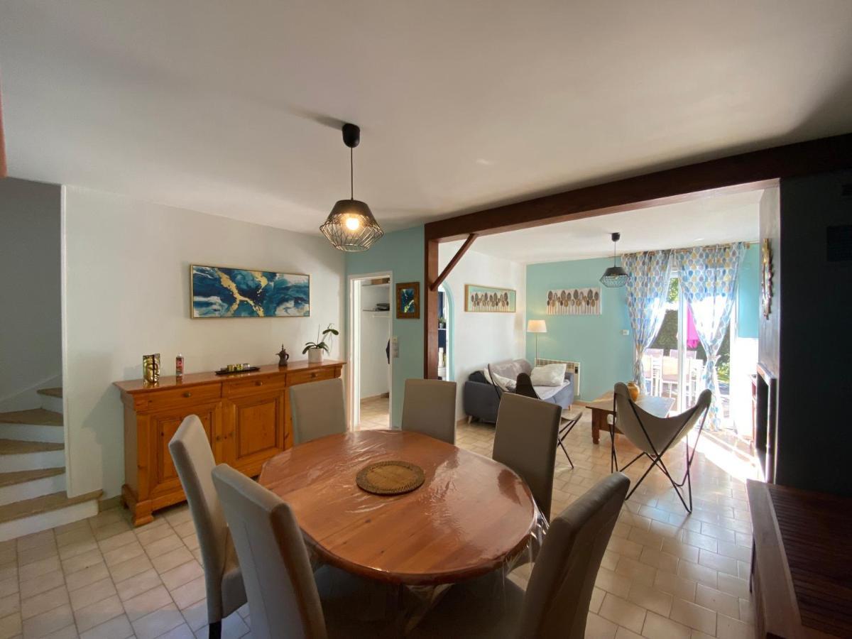 Maison avec piscine et sauna à Vire Exterior foto
