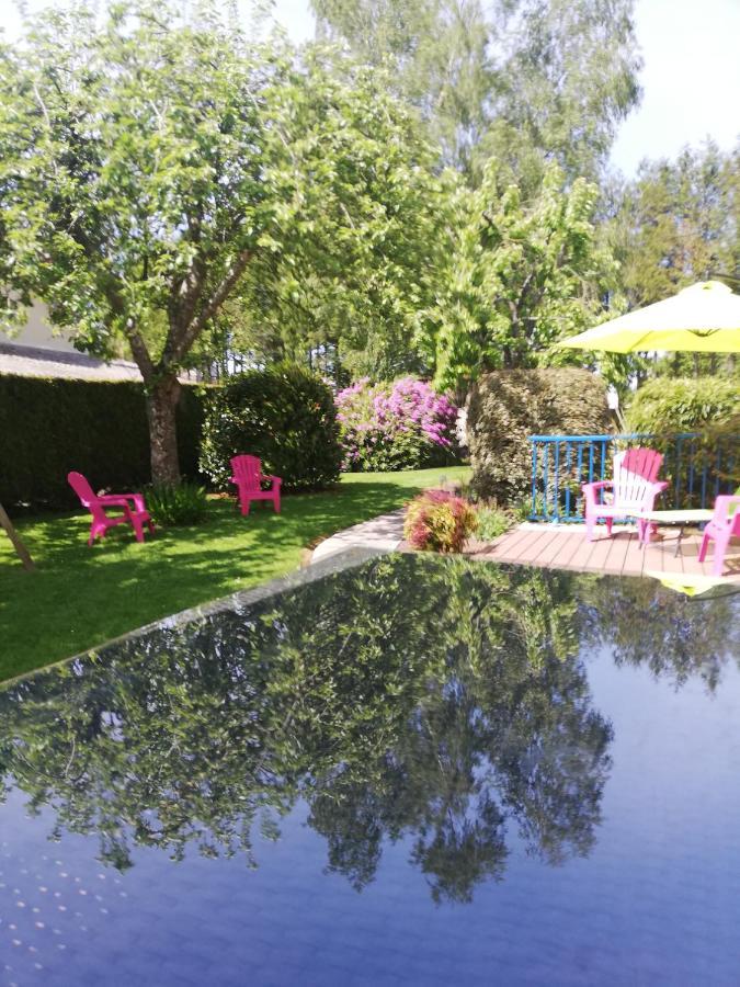 Maison avec piscine et sauna à Vire Exterior foto