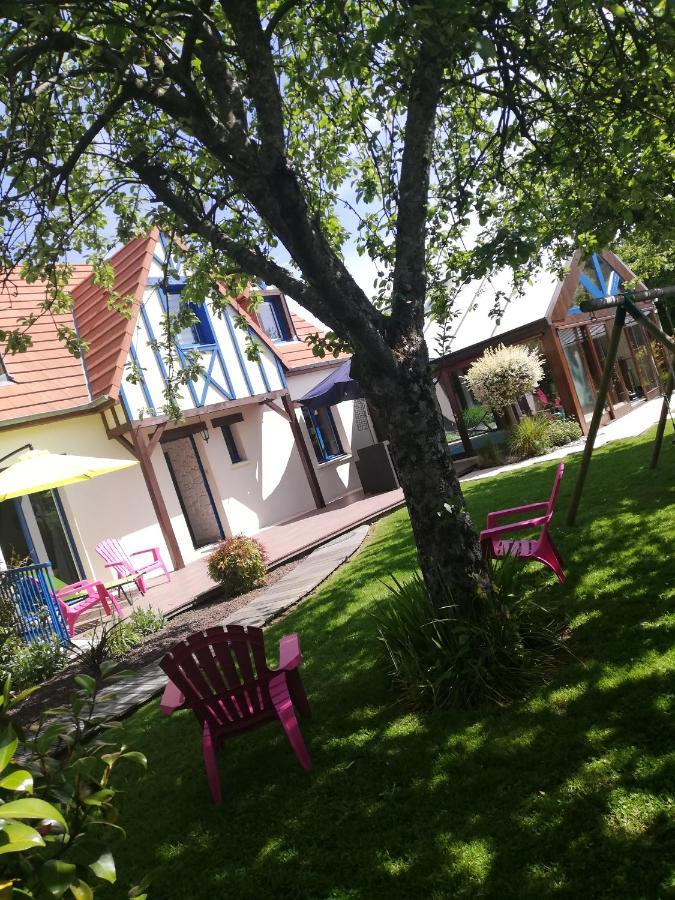 Maison avec piscine et sauna à Vire Exterior foto